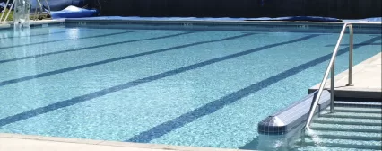 Me masturbe en una piscina pública a los 8 años